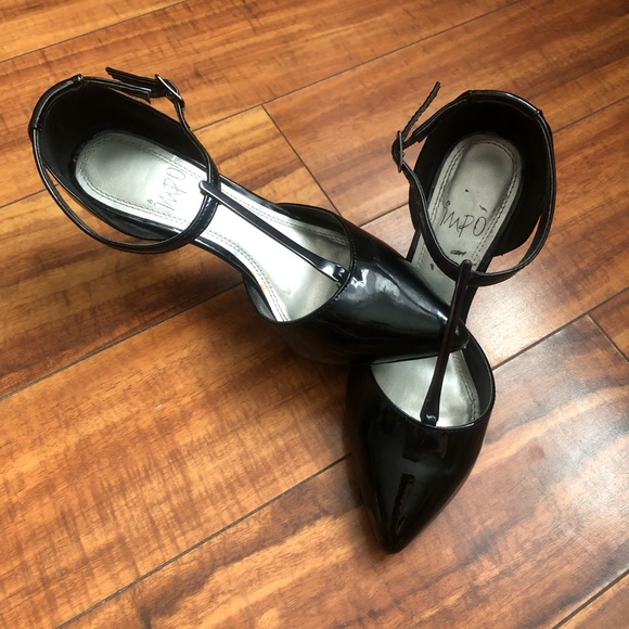 Heel’s - Picture 2 of 13